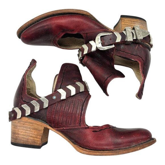 FREEBIRD BY STEVEN Blade Harness Ankle Bootie 6 Western Belt Burgundy Distressed - Picture 8 of 12